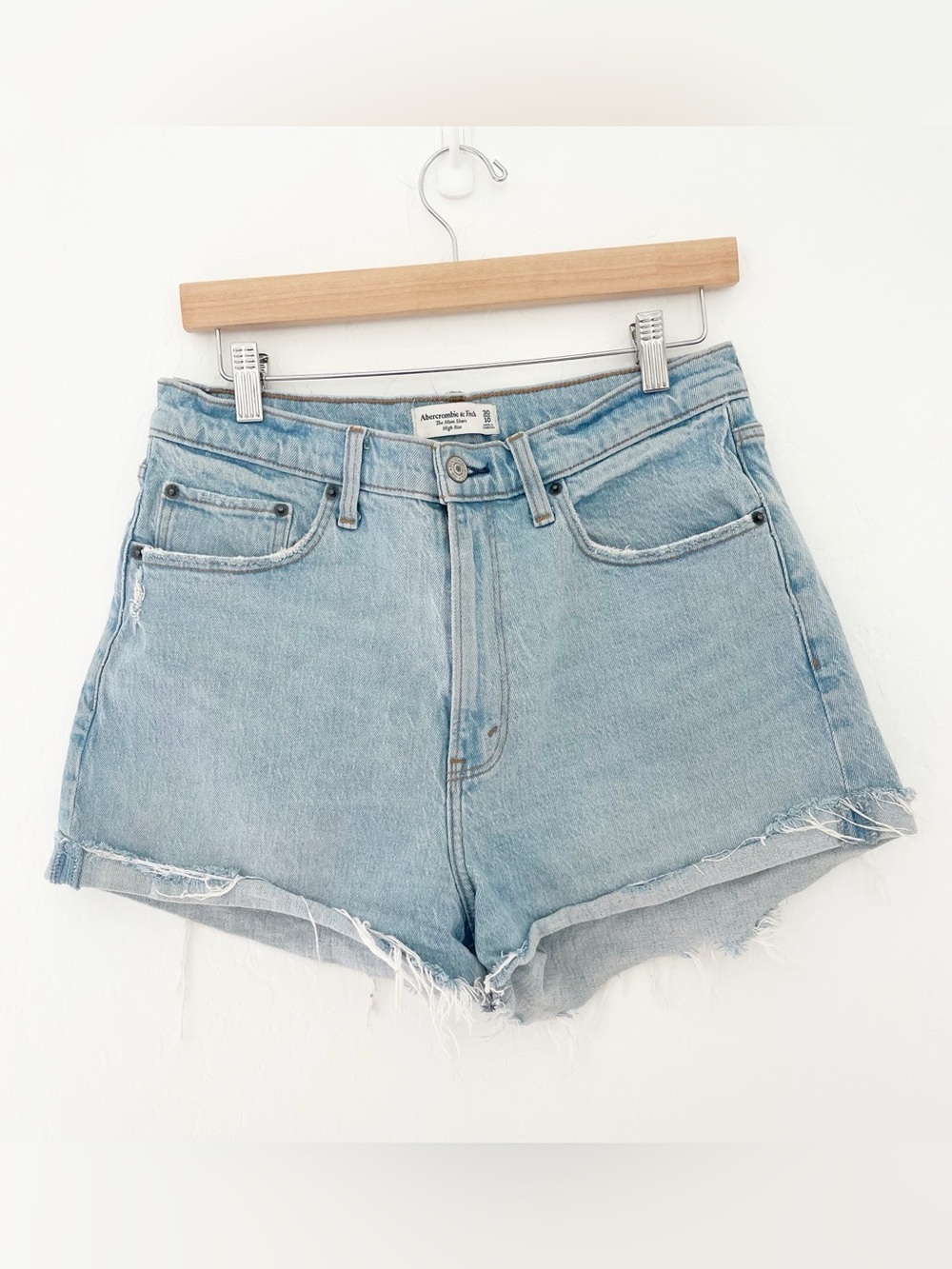 Abercrombie & Fitch curve love mom cut off shorts size 30